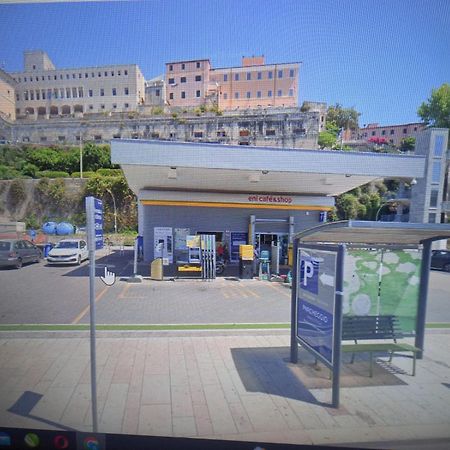 Art Deco City Center Near The Beach! Διαμέρισμα Terracina Εξωτερικό φωτογραφία